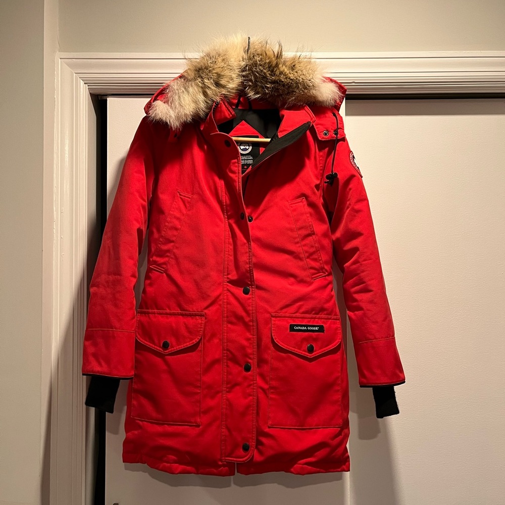Trillium Parka Heritage  with removeable fur hood hood